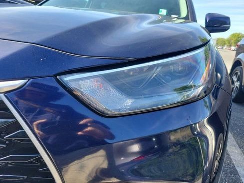 Used 2022 Toyota Highlander XLE image 10