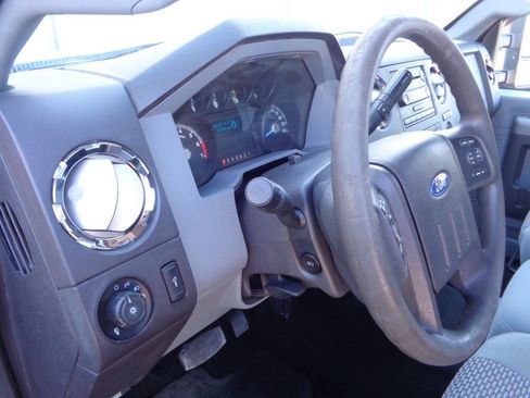 Used 2012 Ford F250 XLT w/ XLT Value Pkg image 14