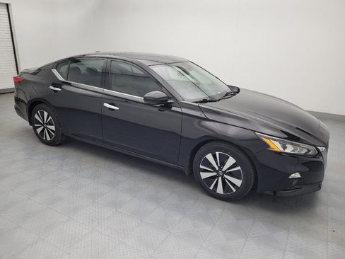 Used 2019 Nissan Altima 2.5 SV image 11