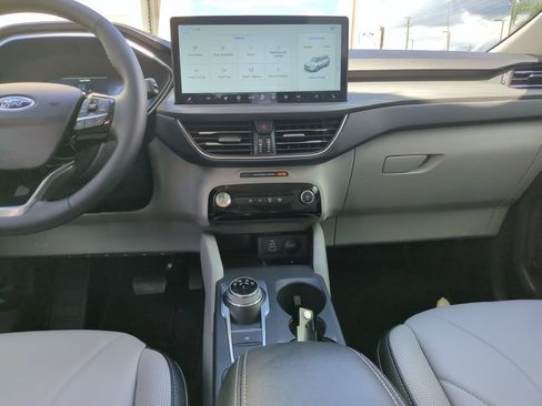 Used 2026 Ford Escape SE w/ PHEV Premium Package FWD image 16