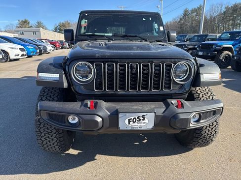 New 2026 Jeep Wrangler Unlimited Rubicon w/ Technology Group image 8