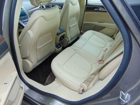 Used 2015 Lincoln MKZ Hybrid w/ Equipment Group 201A Select image 3