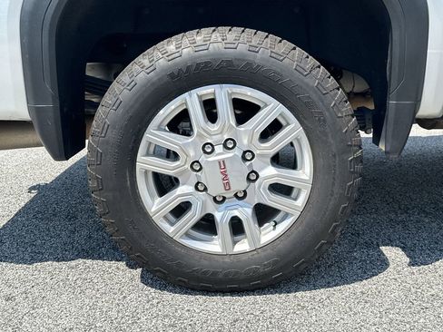 Used 2022 GMC Sierra 2500 SLT image 18