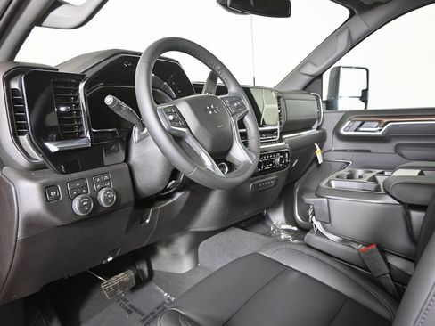 New 2026 Chevrolet Silverado 3500 LT w/ Trail Boss Package image 22