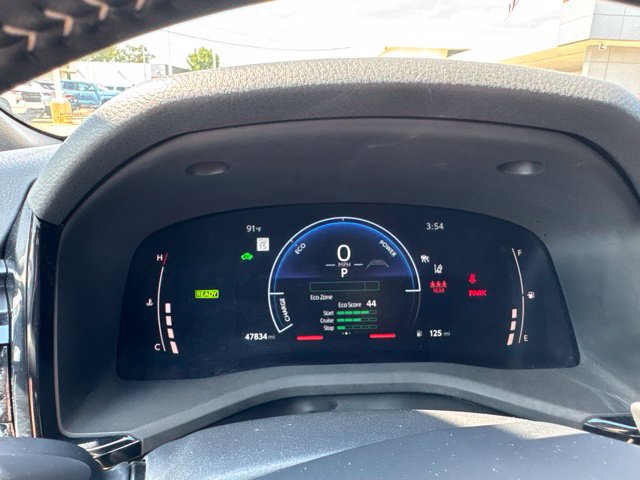 Used 2025 Toyota Camry SE FWD image 46