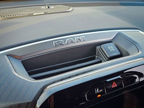 New 2026 RAM 1500 4x4 Crew Cab image 23