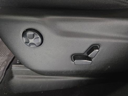 Used 2024 Dodge Durango GT image 13