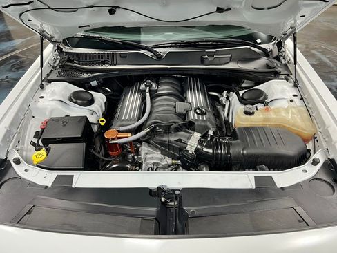 Used 2021 Dodge Challenger R/T Scat Pack w/ Dynamics Package image 17