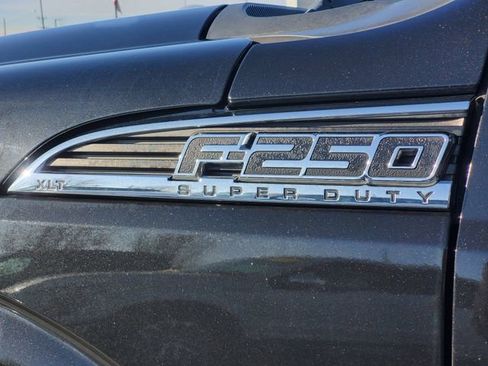 Used 2012 Ford F250 XLT w/ Advanced Security Group image 28