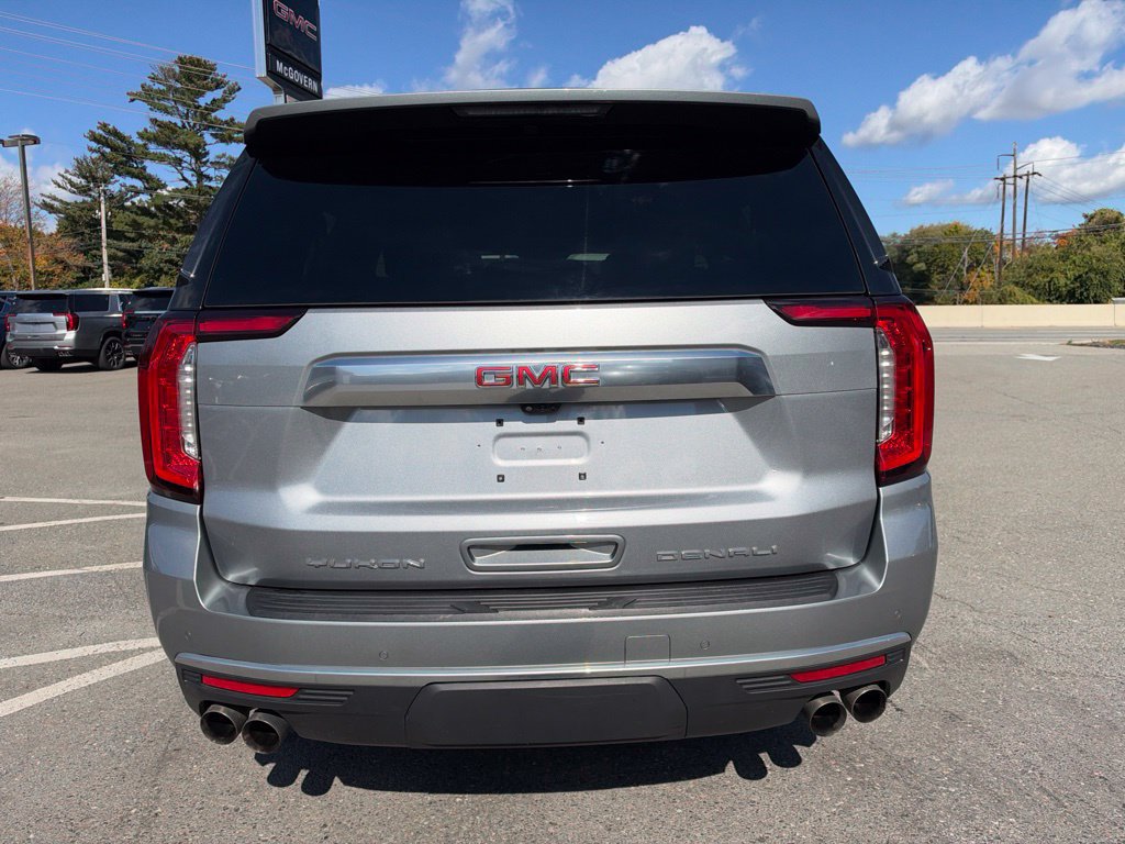 Used 2023 GMC Yukon XL Denali w/ Denali Reserve Package AWD/4WD image 5