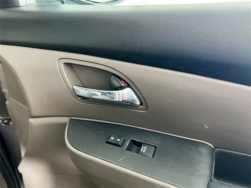 Used 2016 Honda Odyssey Touring Elite image 32