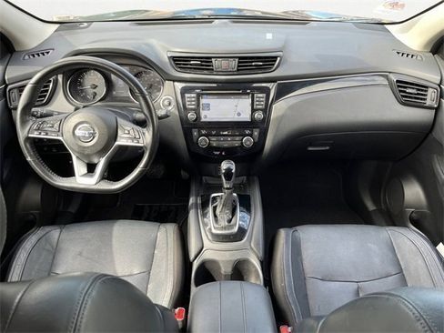 Used 2018 Nissan Rogue Sport SL w/ SL Premium Package image 11