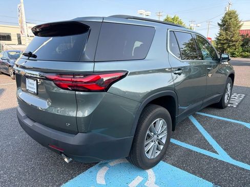 Used 2023 Chevrolet Traverse LT w/ LPO, Floor Liner Package AWD/4WD image 6