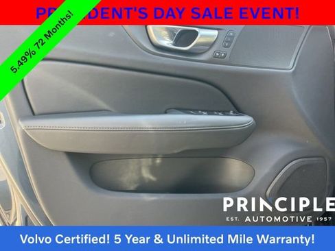 Certified 2025 Volvo V60 B5 Cross Country Plus image 26