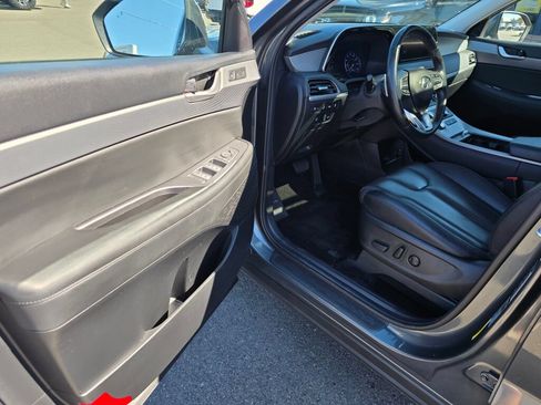 Used 2022 Hyundai Palisade SEL w/ Premium Package AWD/4WD image 11