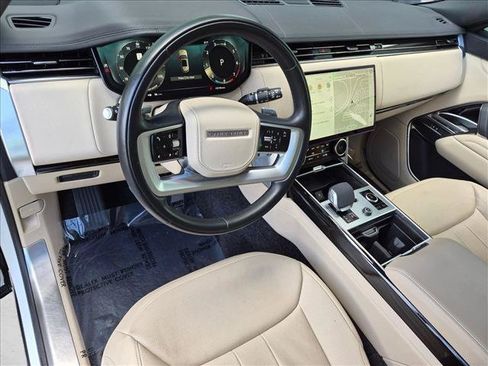 Used 2023 Land Rover Range Rover SE AWD/4WD image 10
