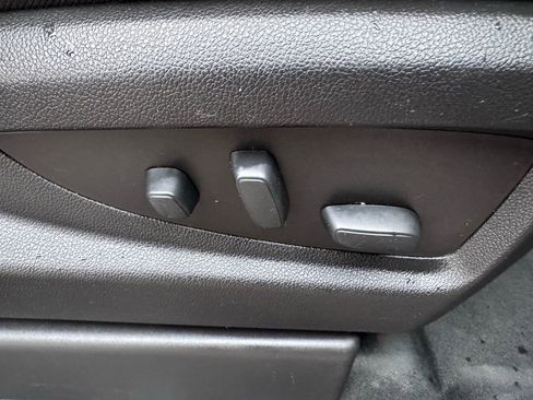 Used 2020 Chevrolet Tahoe 4WD w/ Remote Keyless Entry Package image 30