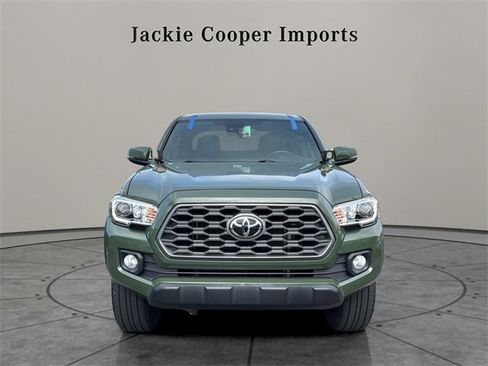 Used 2021 Toyota Tacoma TRD Off-Road image 8