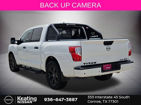 Used 2023 Nissan Titan SV w/ SV Convenience Package RWD image 5