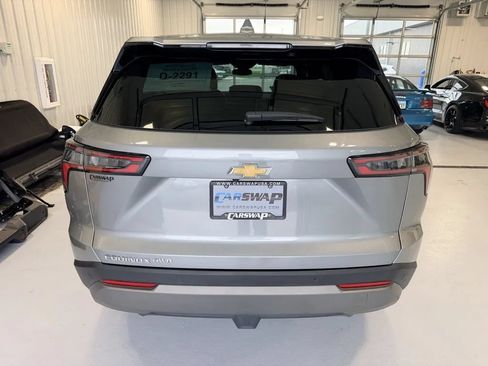 Used 2026 Chevrolet Equinox LT AWD/4WD image 4
