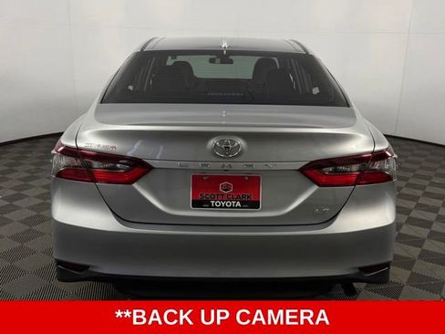 Used 2023 Toyota Camry LE image 7