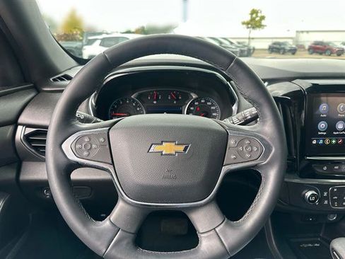 Certified 2023 Chevrolet Traverse LT image 11