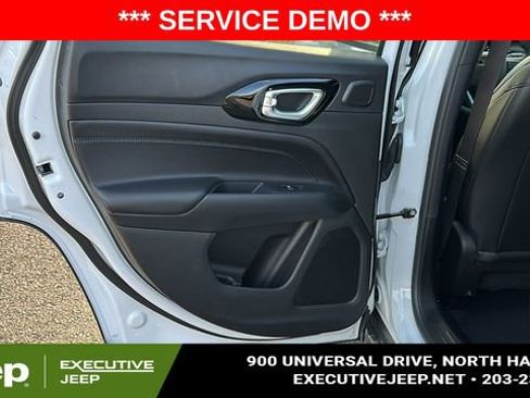 New 2025 Jeep Compass Limited w/ Sun & Sound Group image 21