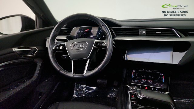 Used 2024 Audi Q8 e-tron Premium Plus w/ Premium Plus Package AWD/4WD image 52