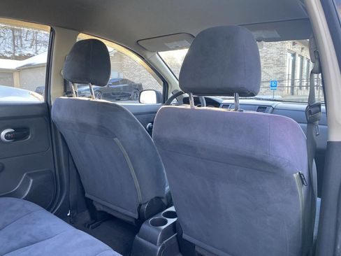Used 2010 Nissan Versa Sedan image 20