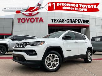 Used 2025 Jeep Compass Latitude video 1