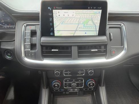 Used 2023 Chevrolet Suburban Premier RWD image 11