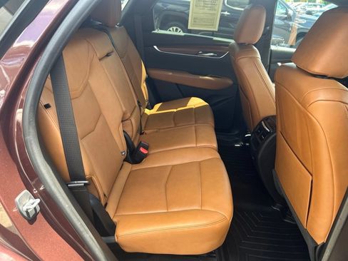Used 2022 Cadillac XT5 Premium Luxury w/ Technology Package FWD image 48
