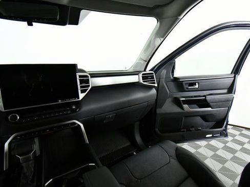 Used 2024 Toyota Tundra Limited image 20