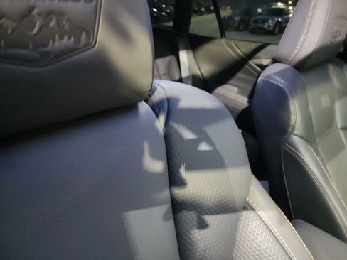 Used 2024 Subaru Outback Wilderness image 18