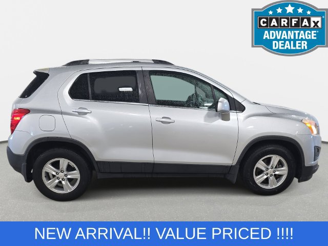 Used 2016 Chevrolet Trax LT w/ LPO, Protection Package FWD image 4