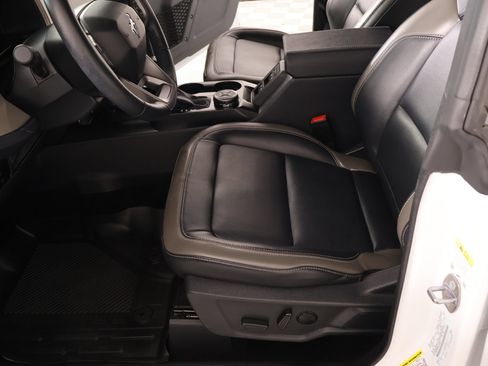 Used 2025 Ford Bronco Outer Banks AWD/4WD image 12