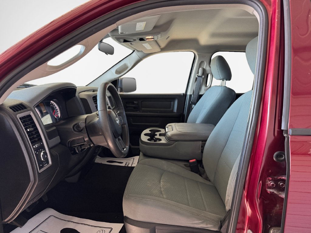 Used 2019 RAM 1500 Express w/ Express Value Package AWD/4WD image 12
