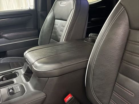 Used 2024 GMC Sierra 1500 AT4X image 18