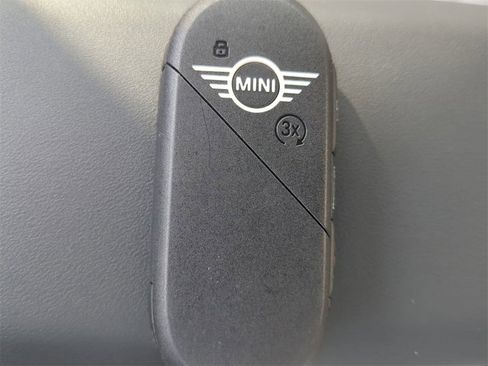 Used 2025 MINI Cooper S image 27