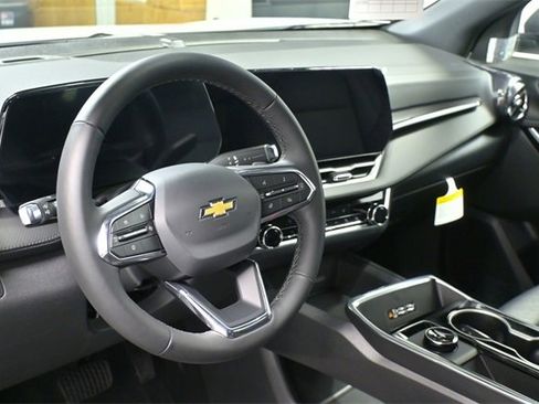 New 2026 Chevrolet Equinox LT w/ Convenience Package II image 15