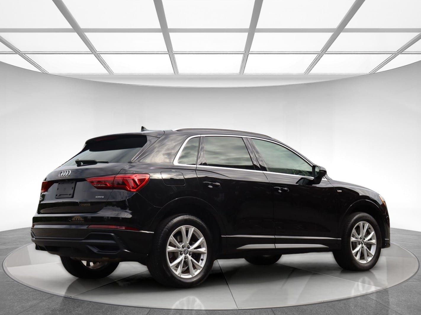 Used 2021 Audi Q3 2.0T Premium w/ Convenience Package AWD/4WD image 6