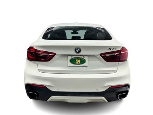 Used 2019 BMW X6 sDrive35i w/ M Sport Package image 3