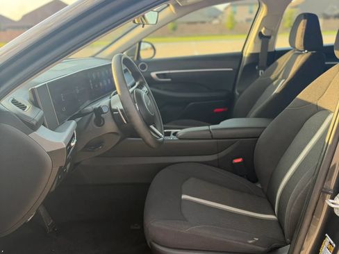Used 2025 Hyundai Sonata SEL FWD image 26