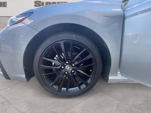 Used 2023 Toyota Camry XSE FWD image 14