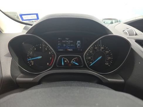 Used 2018 Ford Escape SE FWD image 9