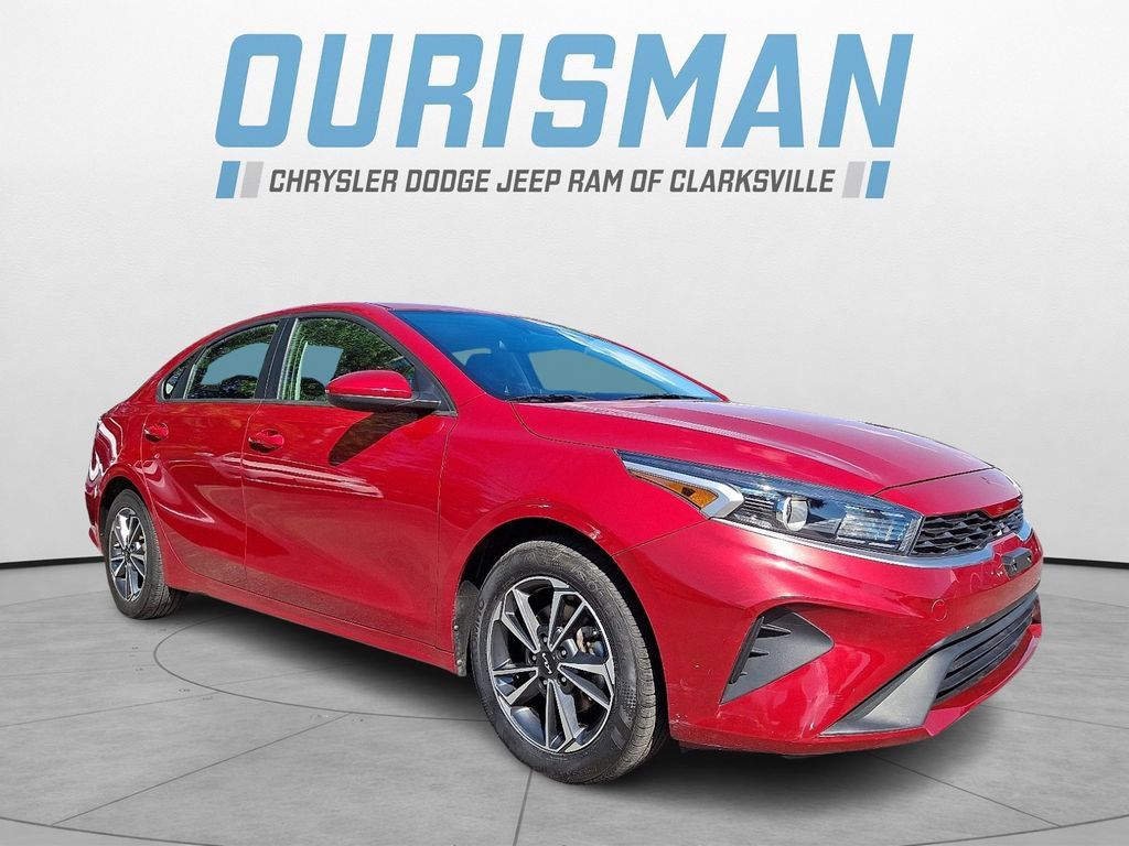 Used 2022 Kia Forte LXS FWD image 1