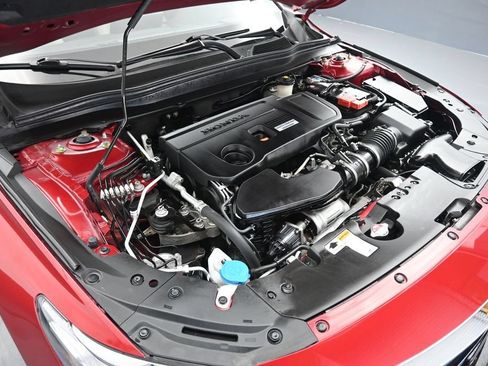 Used 2018 Honda Accord Touring image 52