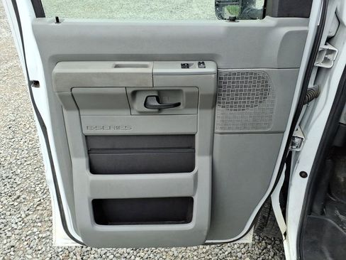 Used 2024 Ford E-350 and Econoline 350 Super Duty w/ Power Windows & Locks Group RWD image 20