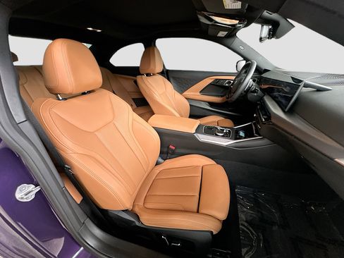 Used 2025 BMW 230i Coupe w/ Convenience Package RWD image 29