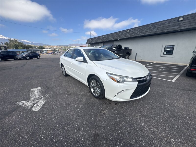 Used 2017 Toyota Camry SE w/ Protection Package (Q2) FWD image 8